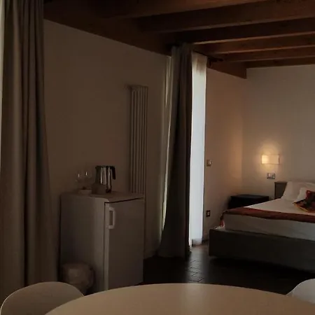 Carmen De Nella Eco 4*