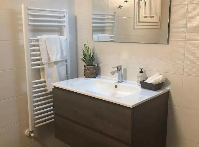 Carmen De Nella Eco 4*